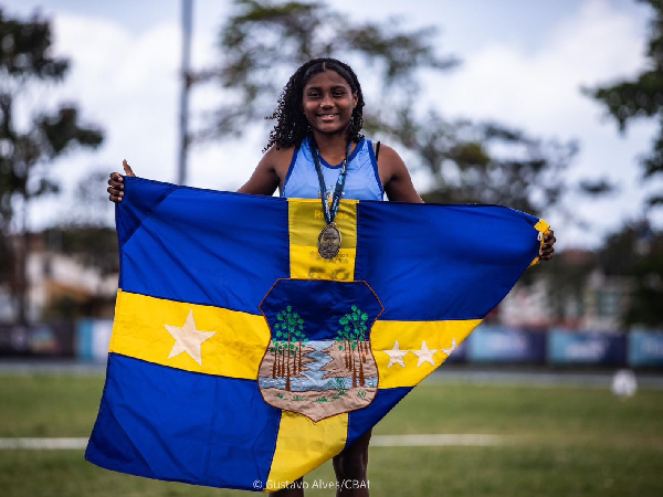 Atleta Viviany Almeida é convocada para o Sul-Americano Sub-18 de atletismo