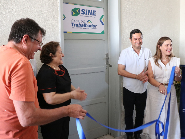 Prefeitura inaugura Casa do Trabalhador